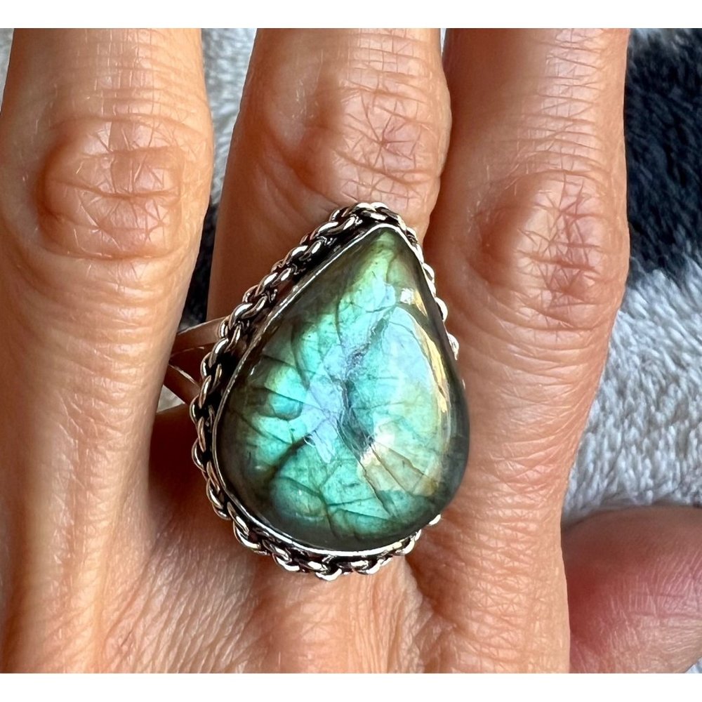 925 BRILLIANT Flash Labradorite Ring 9.5 - Picture 1 of 6